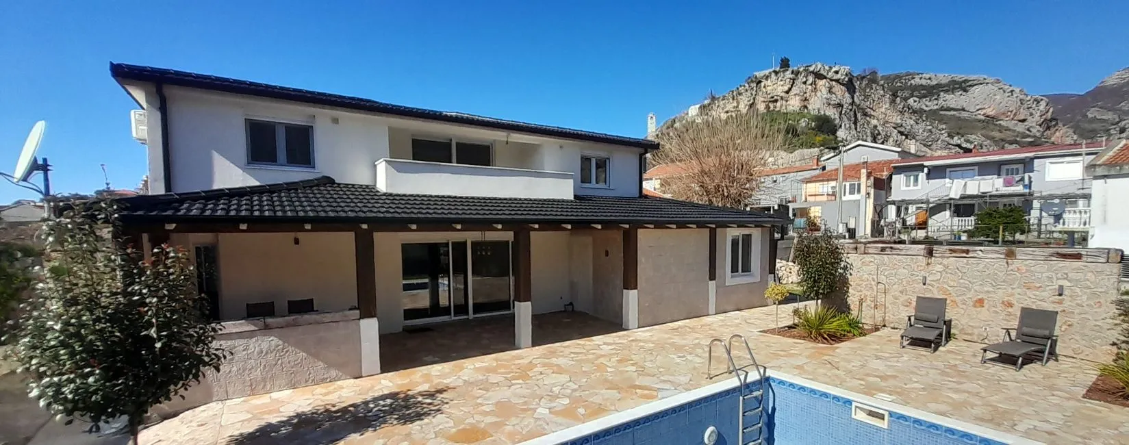 Villa En venta - 85000 Bar ME Image 2